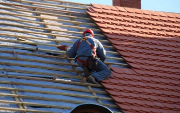roof tiles Pinfold, Lancashire