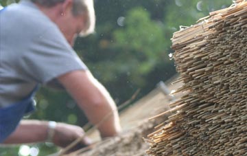 professional Pinfold thatchers